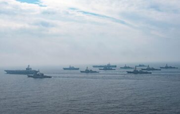 portaerei uss lincoln