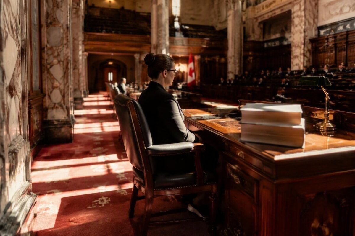 Parlamento italiano approva decreto sicurezza-migranti, modifiche a giustizia e immigrazione