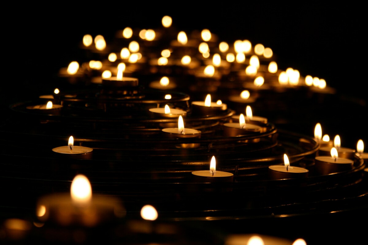 https://static.adhubmedia.com/notizie_it/wp-content/uploads/2026/08/e-morto-don-zatelli-il-parroco-amato-da-tutti-d448390f.jpg