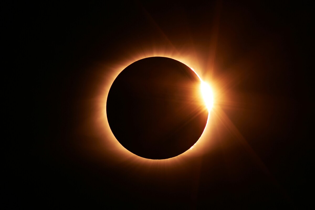 Eclissi di sole del 12 agosto 2026: gli orari e dove vederla