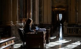 Fauci e il Senato: il cellulare del governo e il voto per il disprezzo del Congresso
