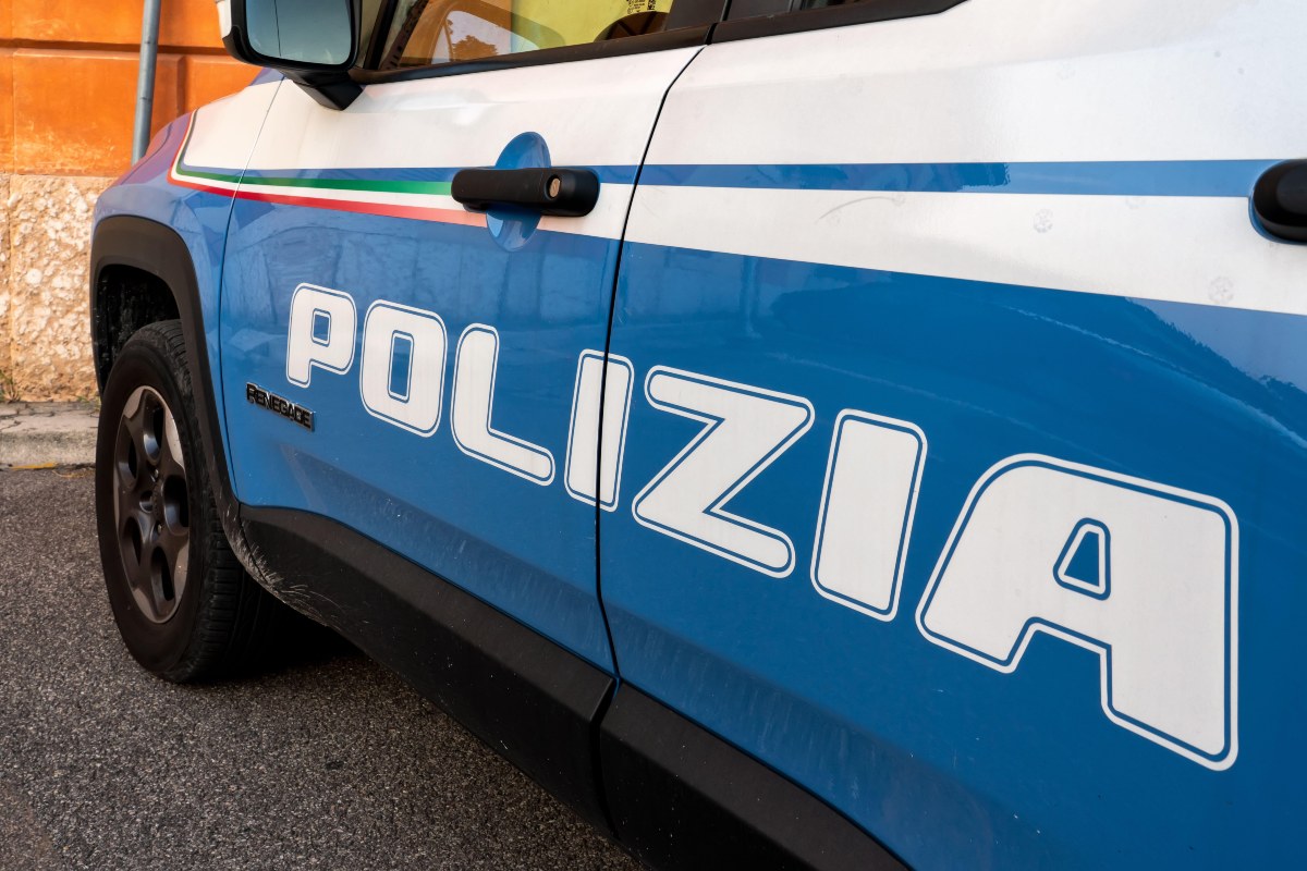 https://static.adhubmedia.com/notizie_it/wp-content/uploads/2026/08/genova-maxi-rissa-con-decine-di-persone-in-centro-usati-caschi-e-spranghe-2cc405b9.jpg
