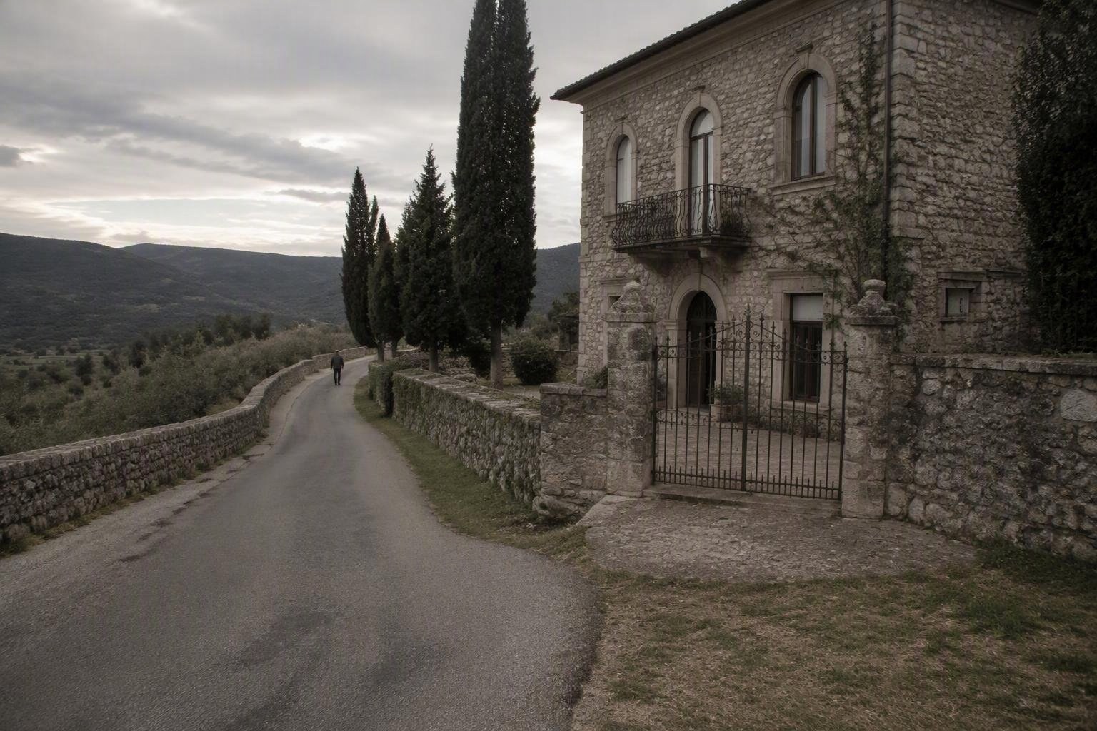 https://static.adhubmedia.com/notizie_it/wp-content/uploads/2026/08/itinerari-letterari-come-scegliere-mete-tappe-e-musei-az-1787744975.jpg