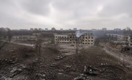 Kiev bombardata: l'offensiva russa colpisce strutture civili e bambini