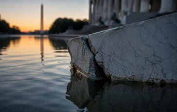 La polemica tra Trump e Pirro sul danno alla piscina del Lincoln Memorial