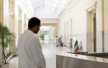 La vita di Alessandro Di Battista: dall'attivismo politico al reportage internazionale
