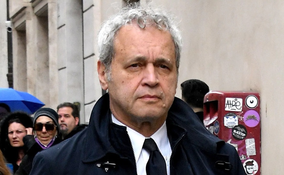 Enrico Mentana blocca i deepfake di Striscia La Notizia, in campo il garante della Privacy