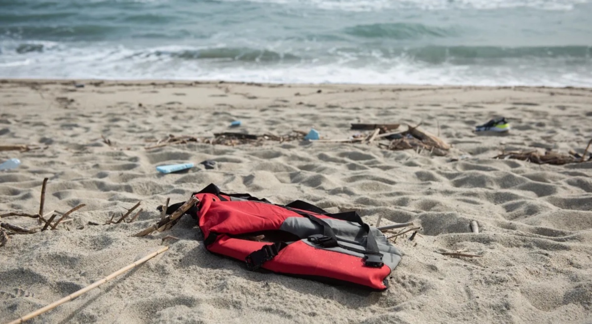 https://static.adhubmedia.com/notizie_it/wp-content/uploads/2026/08/migranti-fuori-controllo-in-grecia-aggrediti-i-poliziotti-8ddb3321.jpg