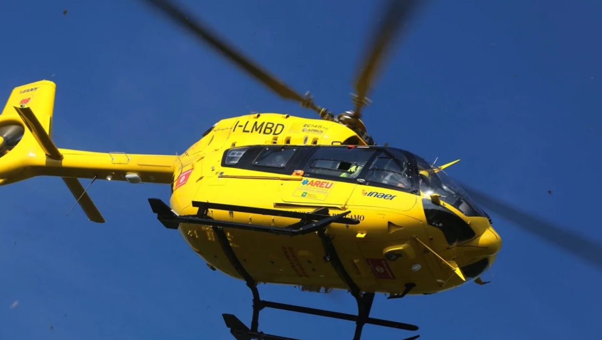https://static.adhubmedia.com/notizie_it/wp-content/uploads/2026/08/monte-bianco-il-sindaco-nega-lelicottero-ai-32-alpinisti-bloccati-22possono-scen-0818a3c4.jpg