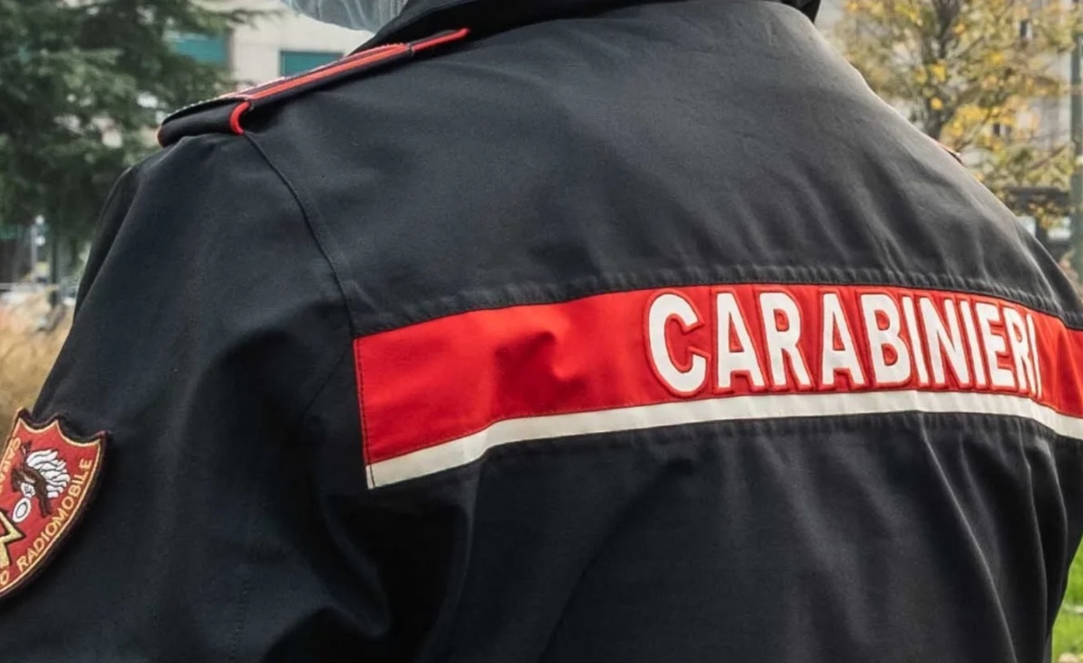 https://static.adhubmedia.com/notizie_it/wp-content/uploads/2026/08/reggio-calabria-trovato-morto-nella-casa-in-cui-viveva-con-moglie-e-figlie-le-in-740b7a88.jpg