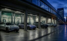 Richiami record in Cina: Tesla e Xiaomi coinvolgono quasi 3,4 milioni di auto