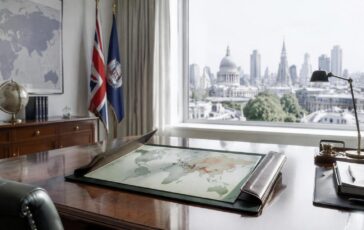 Russia minaccia basi militari britanniche: cosa sta succedendo tra Mosca e l'Occidente