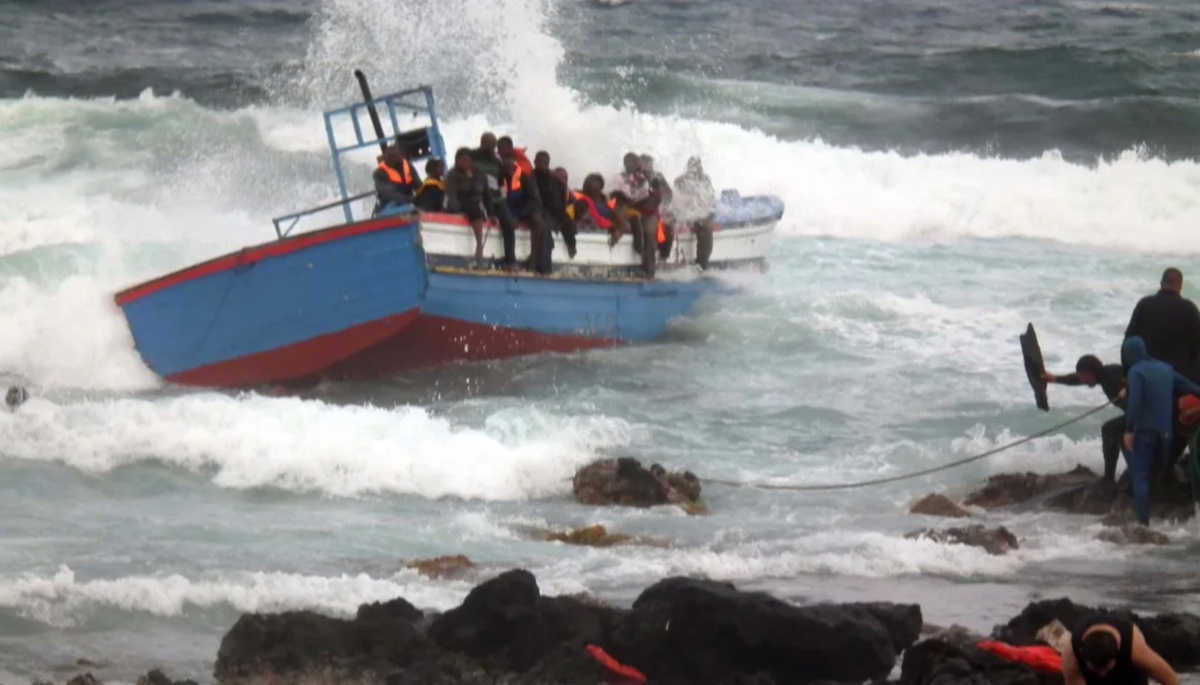 https://static.adhubmedia.com/notizie_it/wp-content/uploads/2026/08/sea-watch-il-governo-smentisce-bonelli-22le-leggi-si-rispettano22-0ca6a49c.jpg