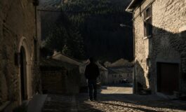 Sparatoria a Molini di Triora: uomo ferisce la compagna e fugge nei boschi