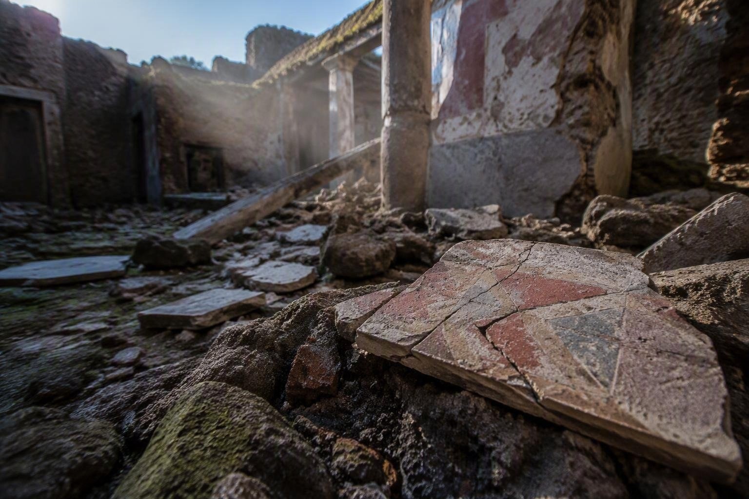 https://static.adhubmedia.com/notizie_it/wp-content/uploads/2026/08/terremoto-ai-campi-flegrei-ultime-notizie-e-interventi-in-corso-az-1785659201.jpg