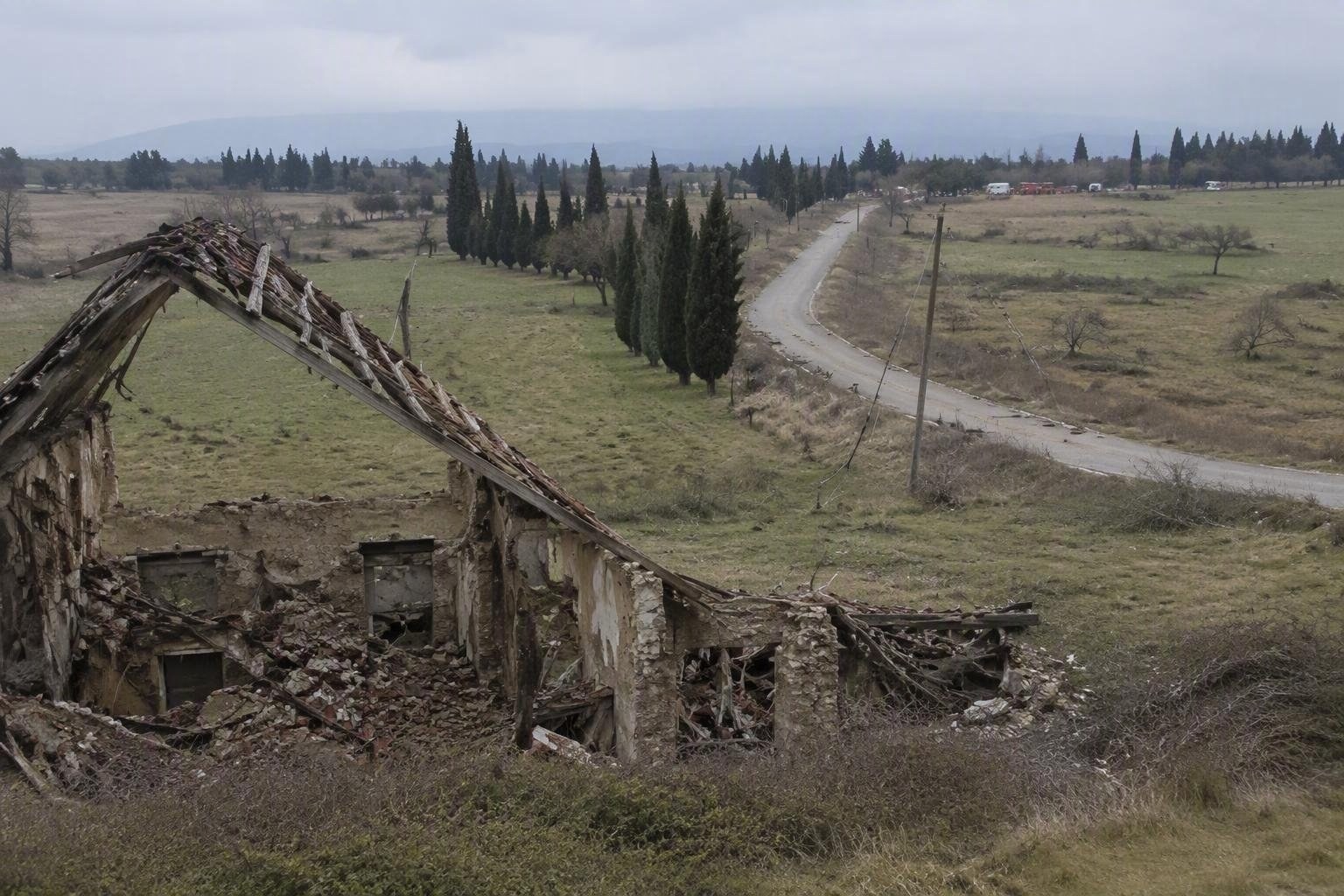 https://static.adhubmedia.com/notizie_it/wp-content/uploads/2026/08/tornado-in-francia-danni-a-pomas-e-limoux-26-feriti-az-1787631925.jpg