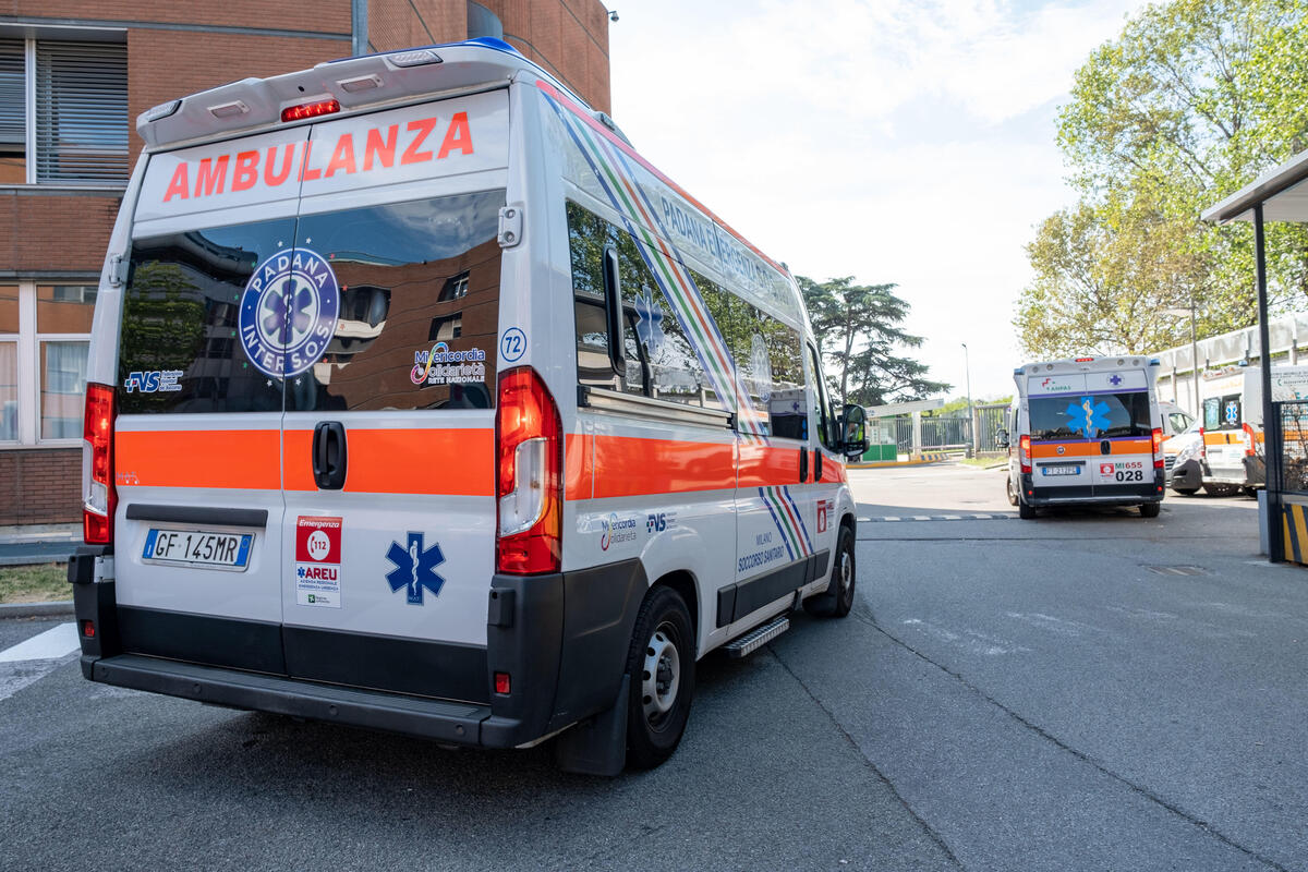 https://static.adhubmedia.com/notizie_it/wp-content/uploads/2026/08/travolge-famiglia-con-due-bimbi-a-bordo-e-scappa-due-volte-la-ricostruzione-dei-9d69dac6.jpg