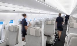 Tumore al seno da lavoro: la storica sentenza per un'ex hostess di Air France