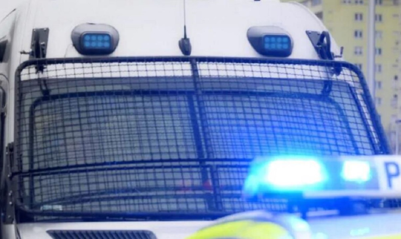 https://static.adhubmedia.com/notizie_it/wp-content/uploads/2026/08/vasto-incendio-in-galles-evacuazioni-e-gravi-danni-timori-per-approvvigionamento-b3c4e242.jpg