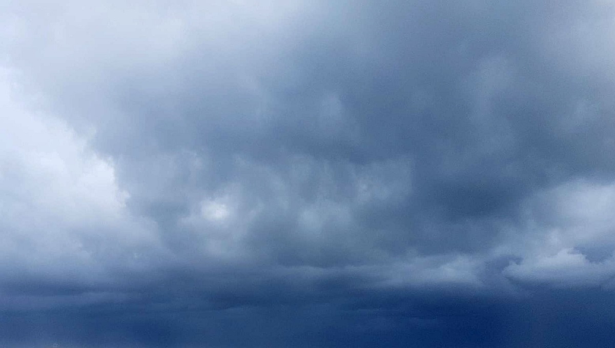 https://static.adhubmedia.com/notizie_it/wp-content/uploads/2026/08/yacht-da-8-milioni-affonda-a-porto-cervo-paura-a-bordo-salvate-14-persone-5aa85ea9.jpg