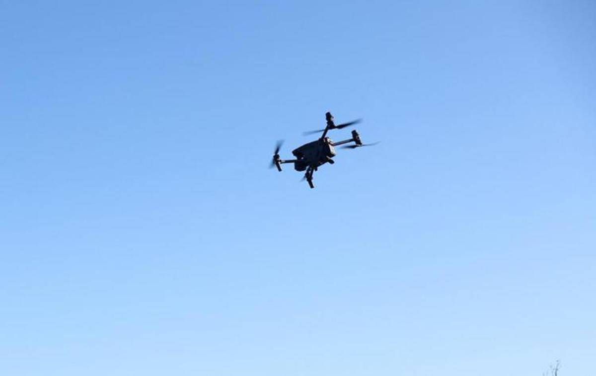 Allerta in Germania, drone cade vicino a una base militare