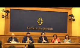 Altroconsumo porta in Parlamento le firme per unazione contro la discriminazione dellIban 265x160