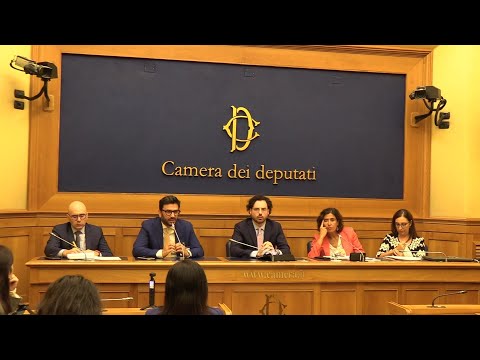 Altroconsumo porta in Parlamento le firme per un’azione contro la discriminazione dell’Iban