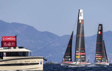 Americas Cup Luna Rossa in testa dopo regate preliminari a Napoli 364x230