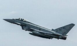 Attacco a base aerea in Arabia Saudita colpito F 2000 italiano. Crosetto Nessun militare coinvolto 265x160
