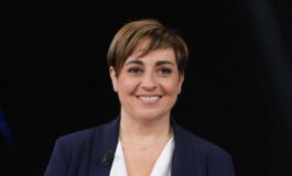 Benedetta Rossi, ispad bijesa. Voljela bih pričati o svojim kćerima, ali ratnici na tipkovnici me izluđuju. 265x160