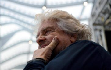 Beppe Grillo torna in campo Dominio web Movimento zero stelle gia comprato da un professionista Ho fatto un investimento 364x230
