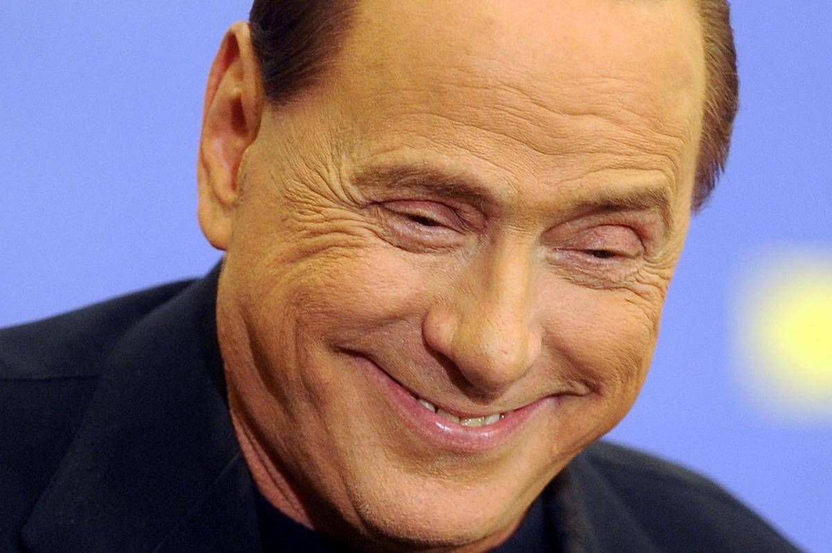 Berlusconi 'Il principe azzurro', l'idea di un maxi show in stile Broadway: "Vorrei fare un musical sulla mia vita"