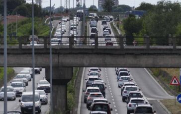 Bollo auto Ue valutera esenzione Fondi Pnrr basati sui risultati 364x230