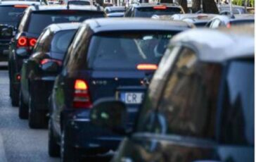 Bollo auto abolito la mossa di Meloni Via una delle tasse piu odiate 364x230