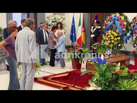 Bonino, Fini alla camera ardente: “Politica più povera senza di lei”