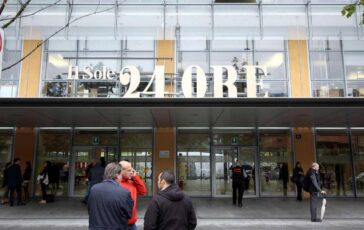 Cambio al vertice del Sole 24 Ore Giuseppe De Bellis verso la direzione 364x230