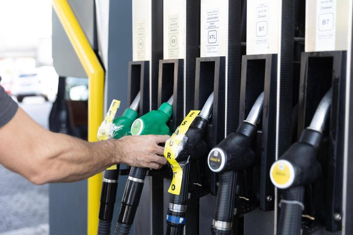 Carburanti, sconto sui prezzi anche per Tamoil: palazzo Chigi ha avviato interlocuzioni con la Libia