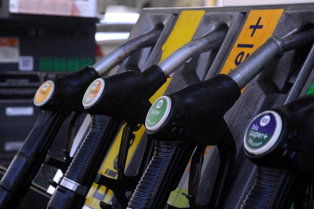 Carburanti, verso proroga sconti sulle accise: obiettivo dl con misure selettive entro fine mese