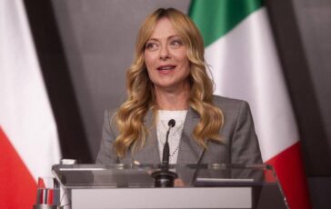 Caro energia Meloni da Praga Spero che anche altri attori diano una mano 364x230