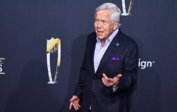 Caso Ed Sheeran Robert Kraft Mi ha chiesto di donare 2 milioni di dollari per aiuti a Gaza 364x230