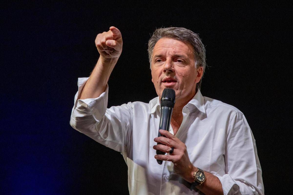 Centrosinistra, Renzi apre a Conte: "Se vince le primarie lo sosterrò"