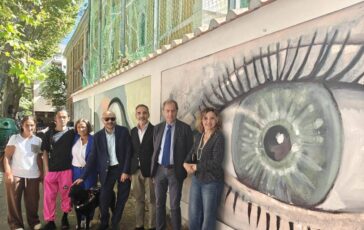 Cosi bello che… lo vede anche un cieco a Roma un murale in rilievo per permetterne la visione anche a ciechi e ipovedenti 364x230
