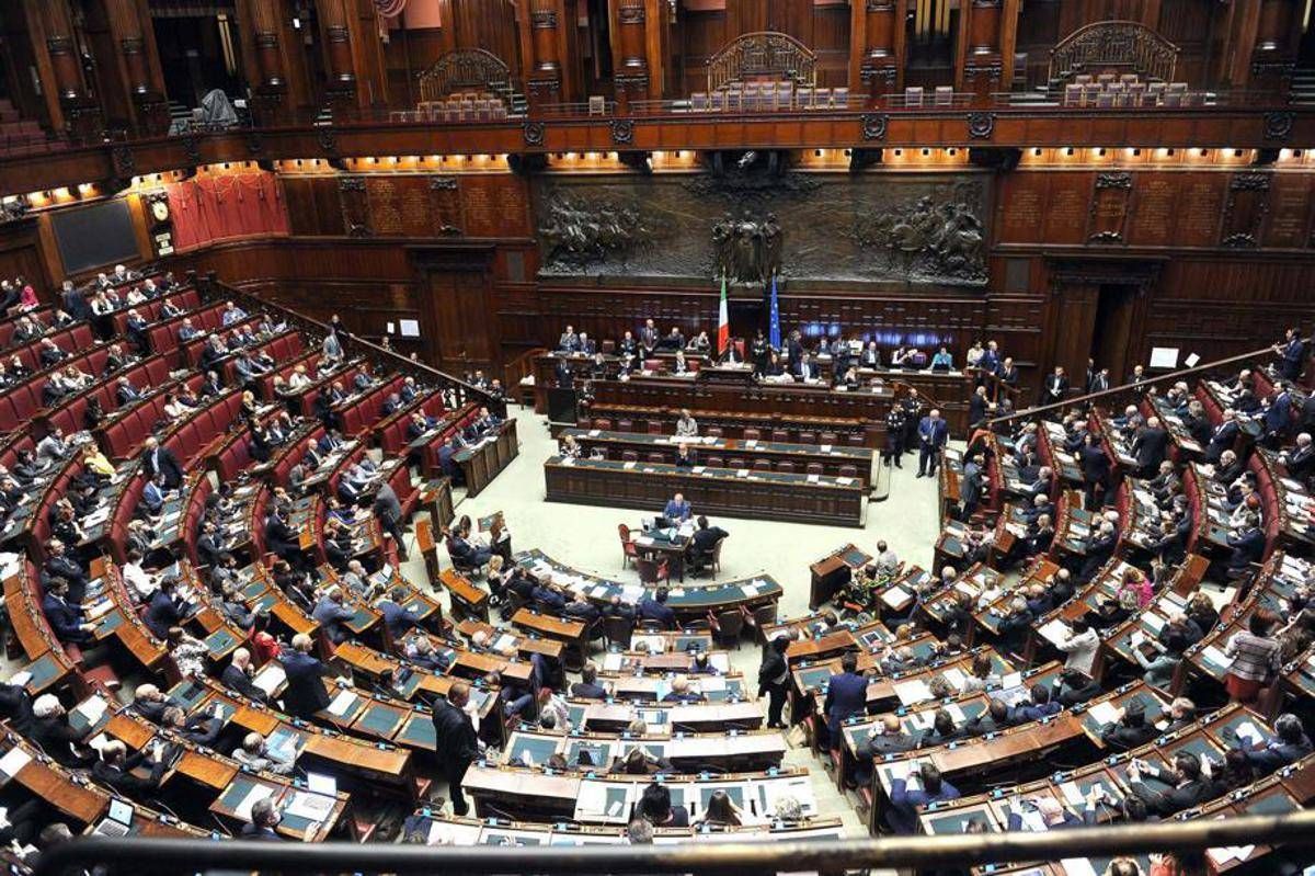 Elezioni suppletive Camera, seggi aperti fino alle 23 nel collegio Reggio-Locri