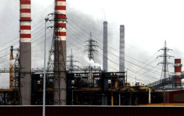 ex ilva licenziamenti sospesi fino a sentenza governo apre a partecipazione pubblica 2