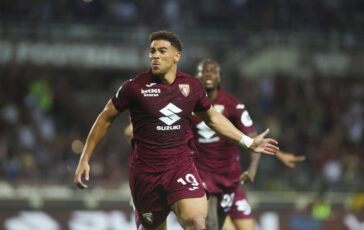 Fiorentina in piena crisi il Torino vince 2 1 al Franchi e viola sommersi dai fischi 364x230