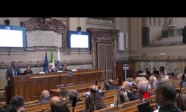 Fisco rapporto Itinerari previdenziali Cida pochi italiani pagano per tutti 265x160