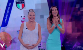 Francesca Lollobrigida aspetta un bambino il gender reveal a Verissimo 265x160