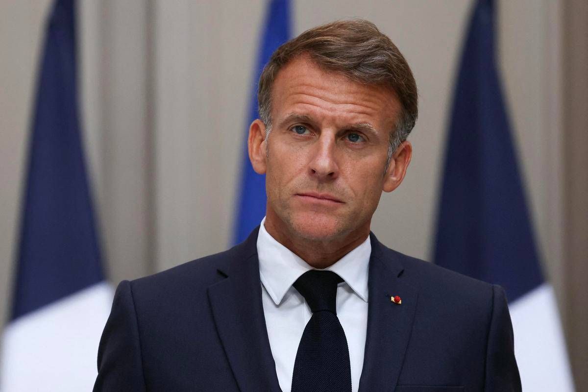 Francia si prepara ad attacchi dalla Russia, Macron: "Chiesto piano contro droni"