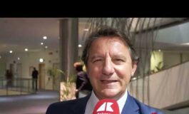 Khiyaanada VAT: Tridico, M5S: Sannad kasta, 50 bilyan oo Yuuro ayaa laga xadaa Midowga Yurub. Maalgashi ayaa loo baahan yahay si loola dagaallamo. 265x160