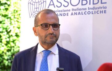 Gemmato Sullo zucchero meglio informare che tassare 364x230